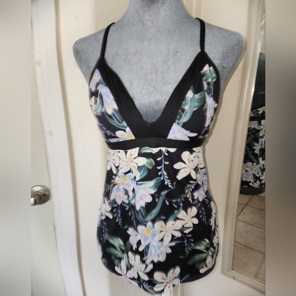 Athleta Paloma tankini